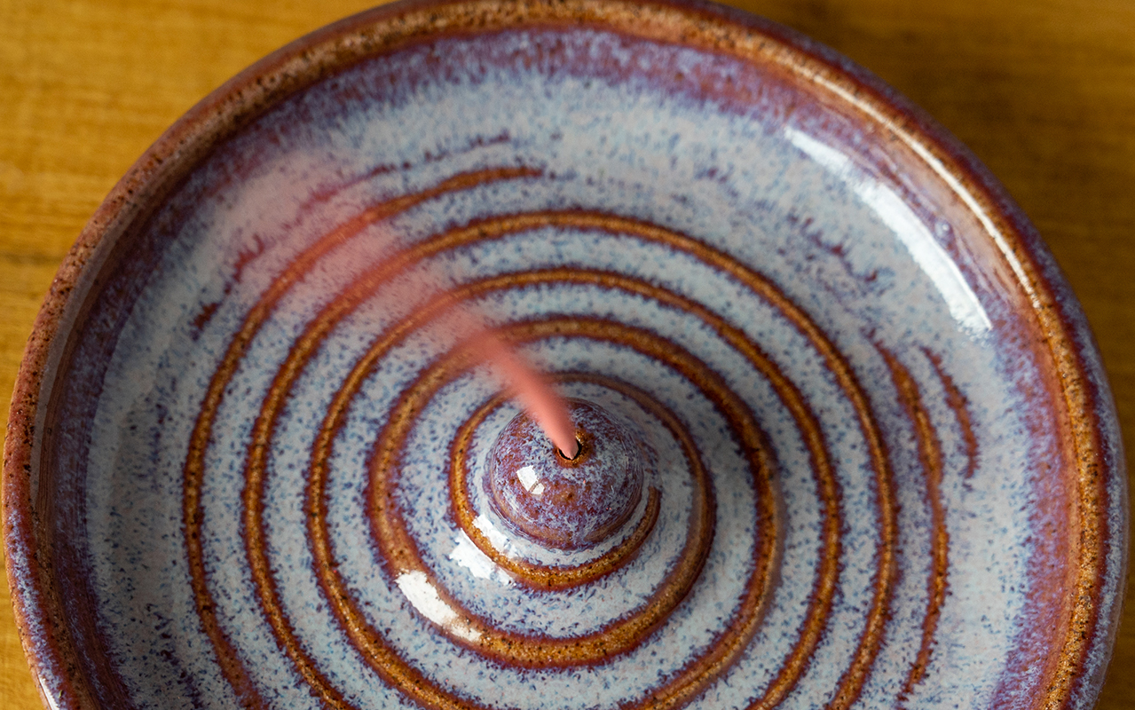 ST Pottery Incense Stick Holder