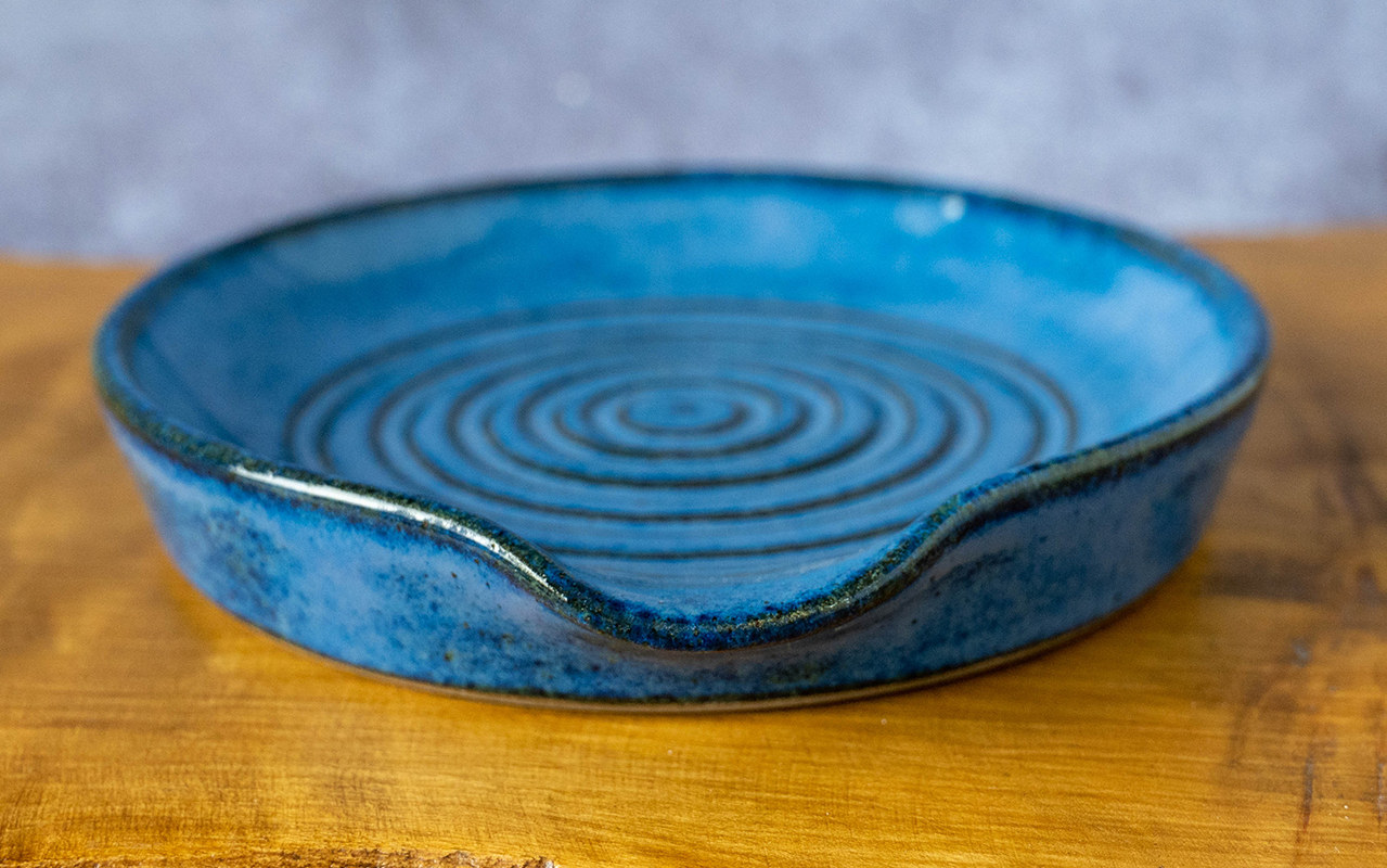 ST Pottery Spoon Rest