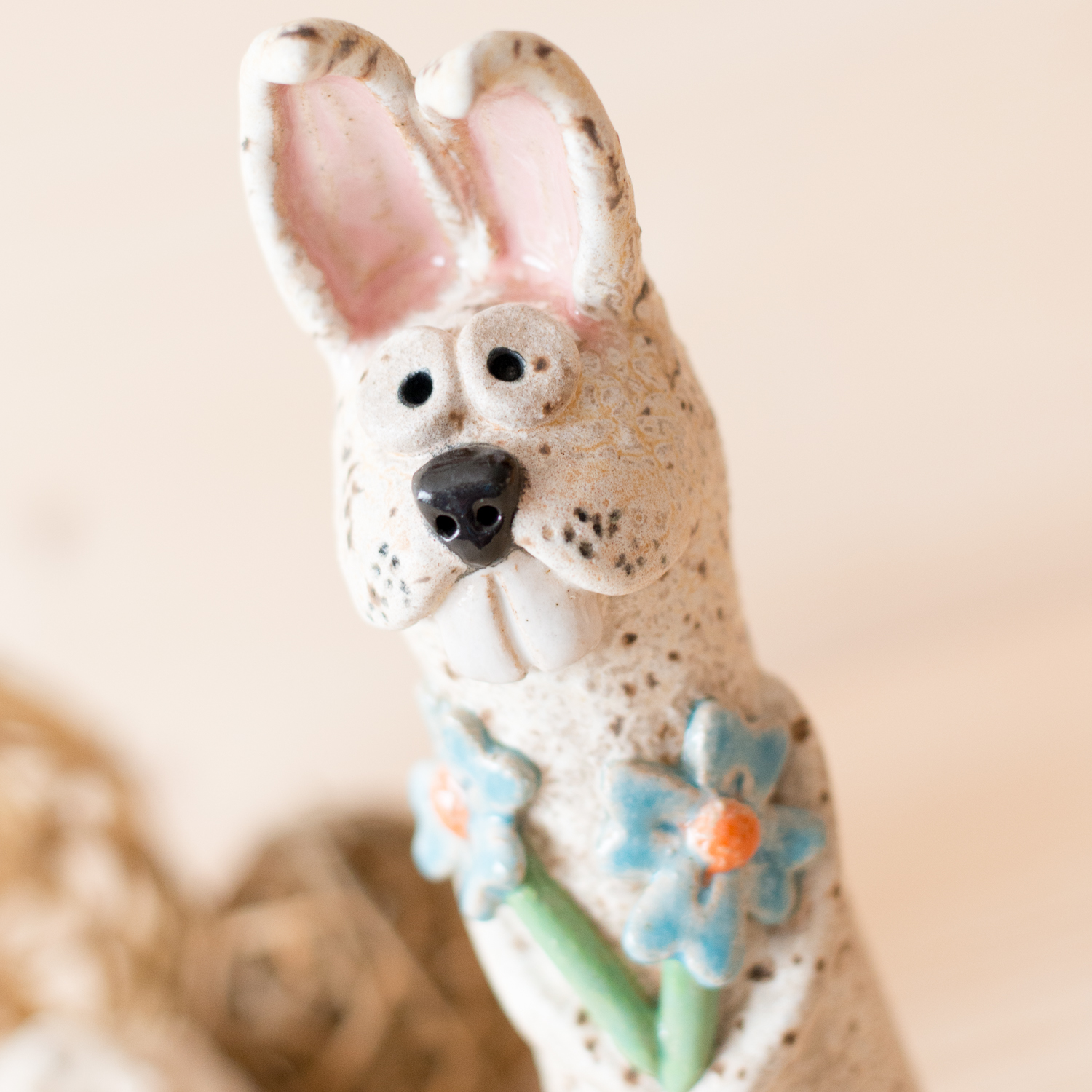 ST Pottery Rabbit